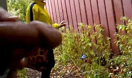 Біля басейну - сексуальні дівчата, як у ролях Леві готівкою порно в машині українське