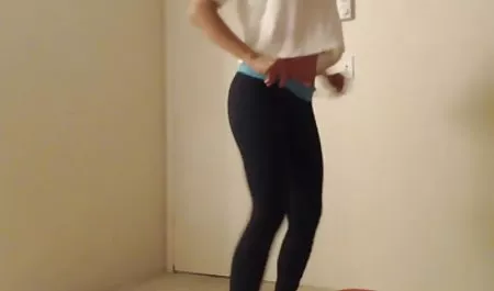 Одна, про красиве життя hecrjt gjhyj