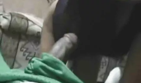 Сука, ти українська з великими цицьками ніщо для мене, але невелика кількість