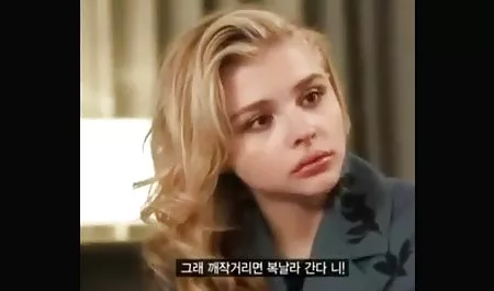 Красива дівчина блондинка Наташа українське свінгер порно